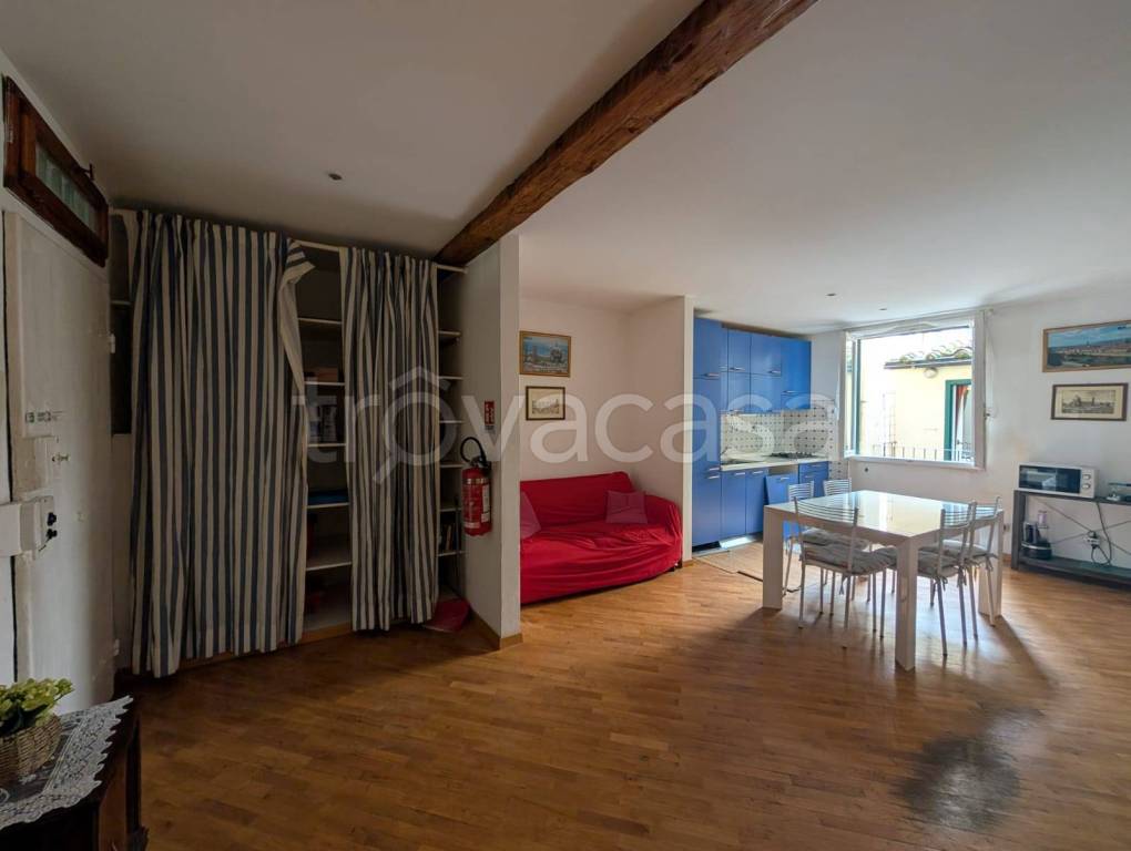 appartamento in vendita a Firenze in zona Centro San Lorenzo