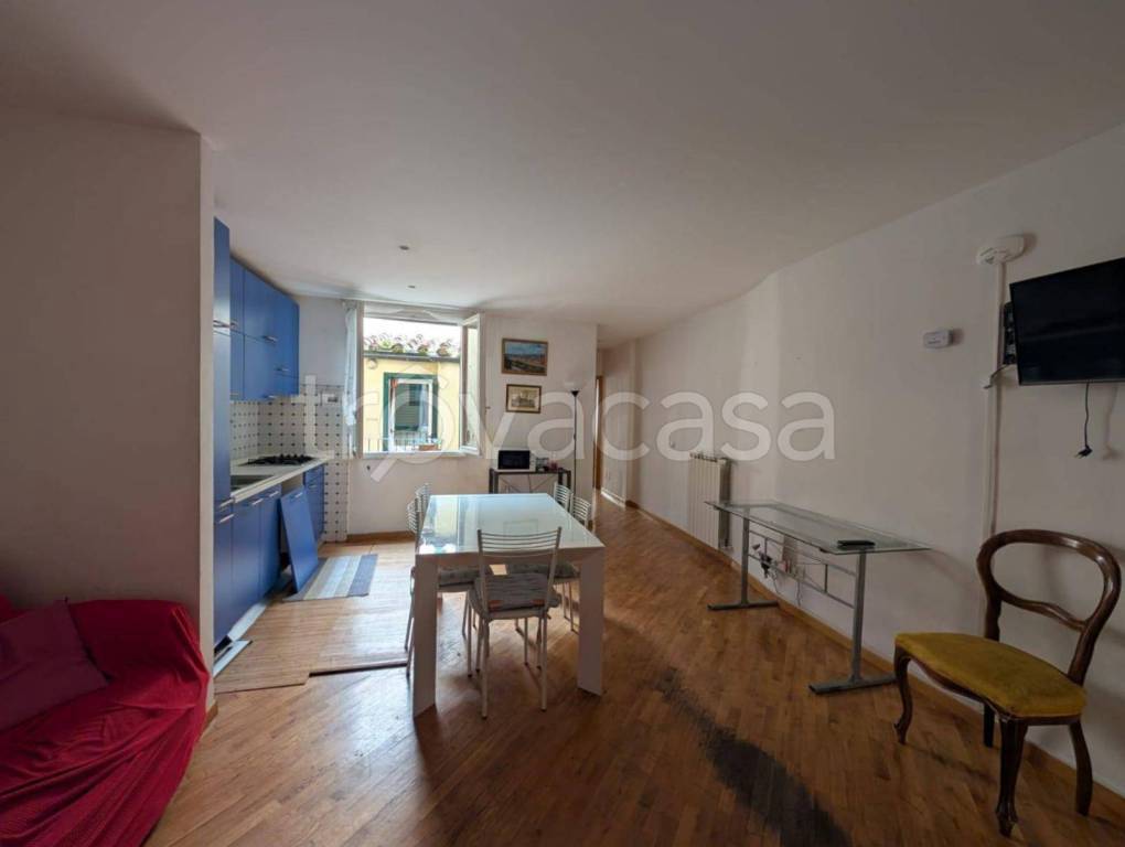 appartamento in vendita a Firenze in zona Centro San Lorenzo