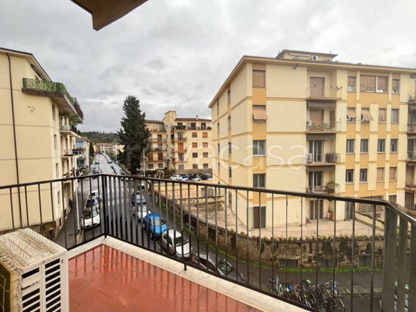 appartamento in vendita a Firenze in zona Campo di Marte