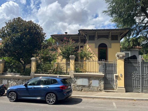 appartamento in vendita a Firenze in zona Le Cure