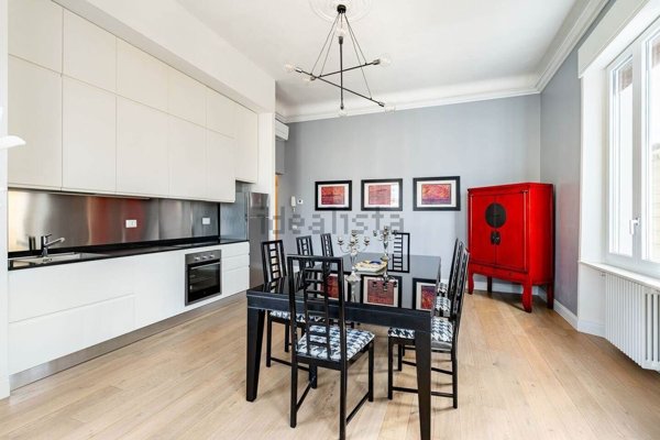 appartamento in vendita a Firenze in zona Centro Santa Maria Novella