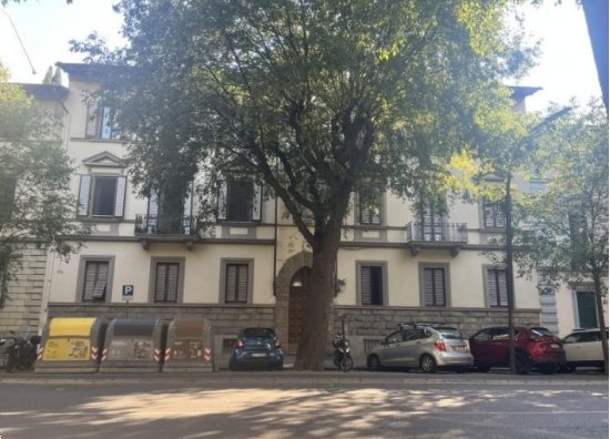 appartamento in vendita a Firenze in zona Campo di Marte