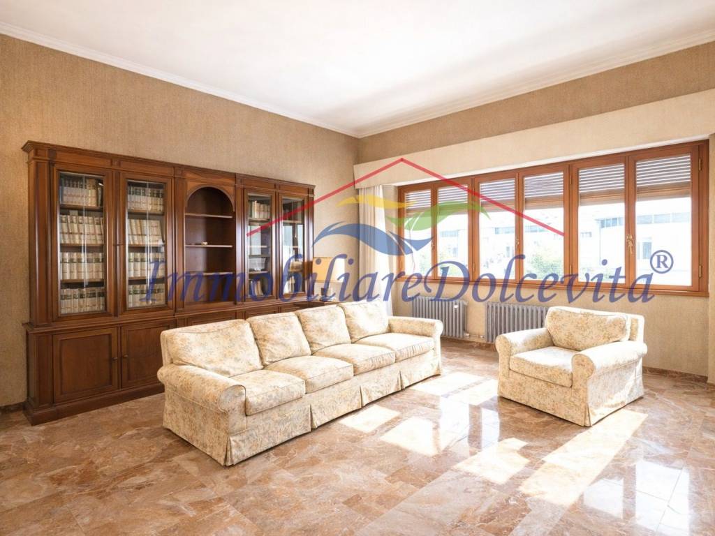 appartamento in vendita a Firenze in zona Campo di Marte