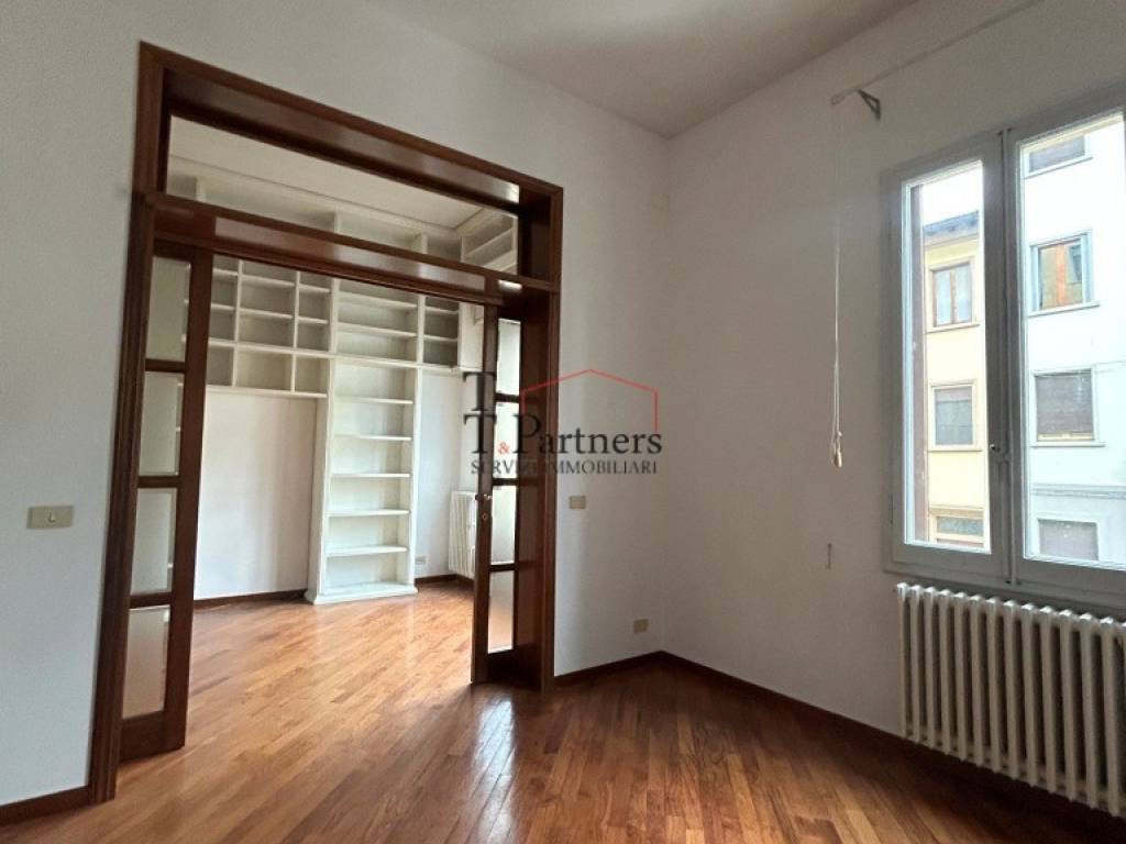 appartamento in vendita a Firenze in zona Campo di Marte