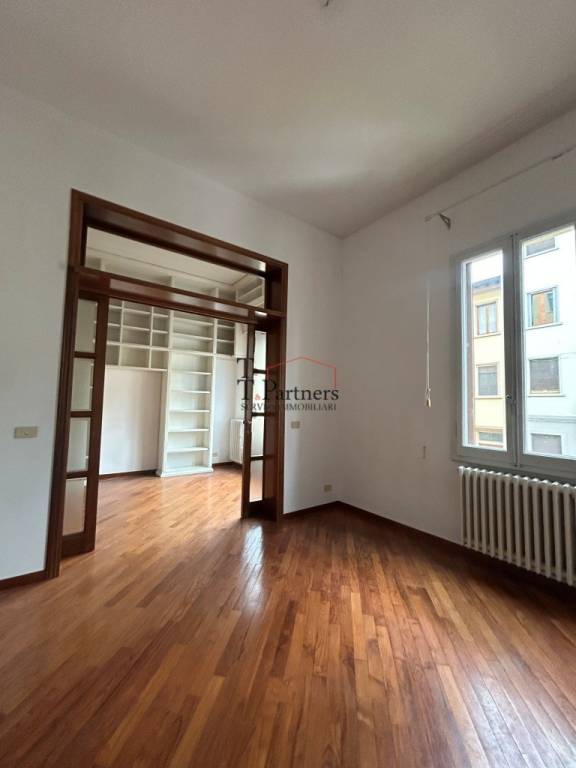 appartamento in vendita a Firenze in zona Campo di Marte