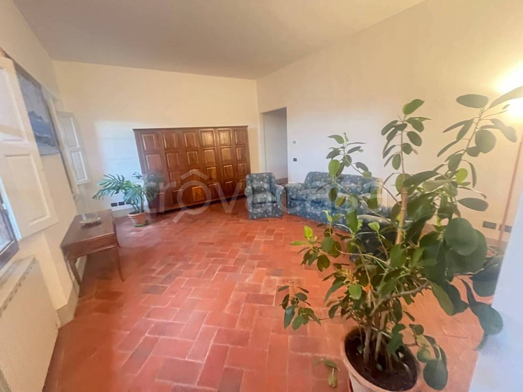 appartamento in vendita a Firenze in zona Bellosguardo