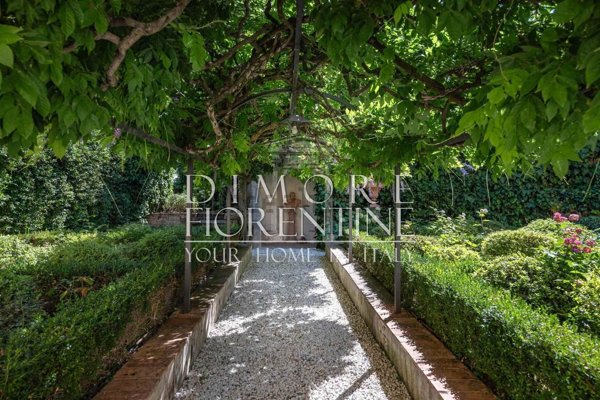 appartamento in vendita a Firenze in zona Centro San Niccolò