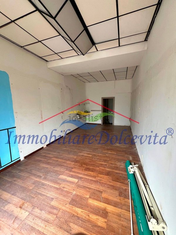 locale di sgombero in vendita a Firenze in zona Campo di Marte