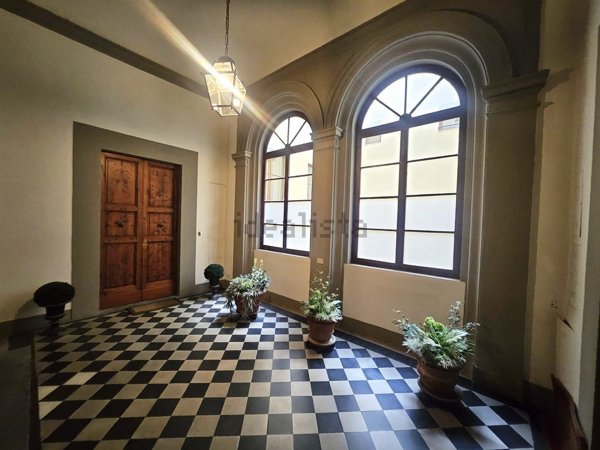 appartamento in vendita a Firenze in zona Centro Santa Croce