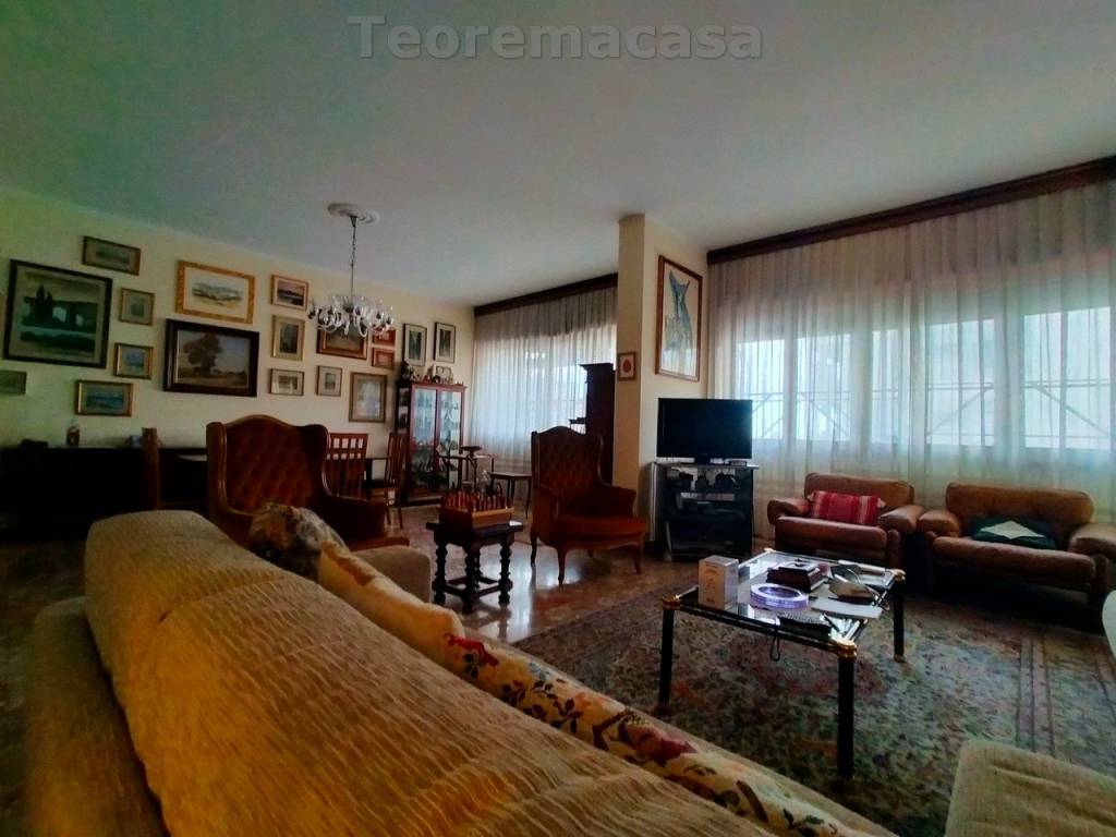 appartamento in vendita a Firenze in zona Firenze Nova