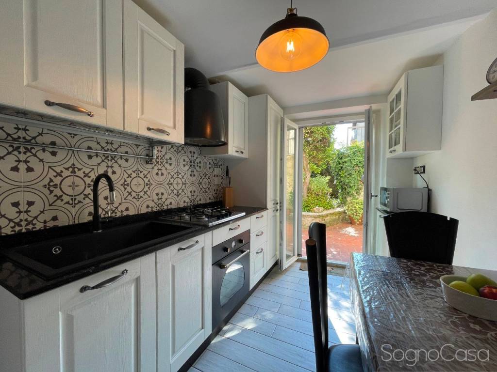 appartamento in vendita a Firenze in zona Coverciano