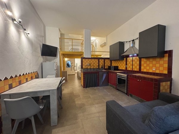 appartamento in vendita a Firenze in zona Isolotto