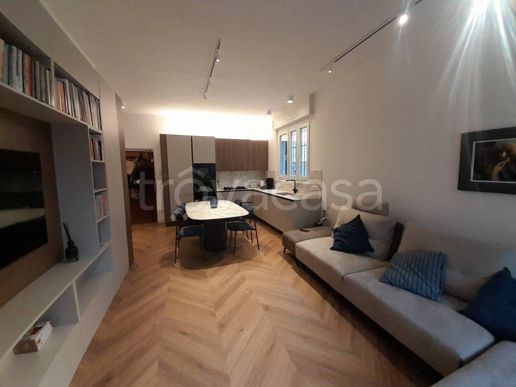 appartamento in vendita a Firenze in zona Isolotto