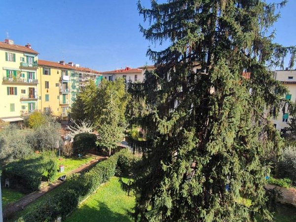 appartamento in vendita a Firenze in zona Campo di Marte