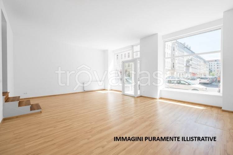 negozio in vendita a Firenze in zona Brozzi