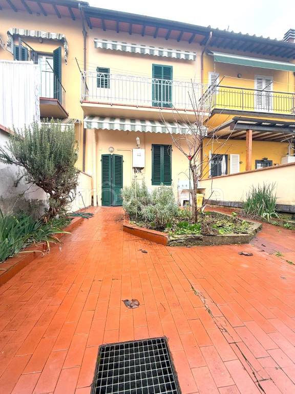 casa indipendente in vendita a Firenze in zona Cintoia