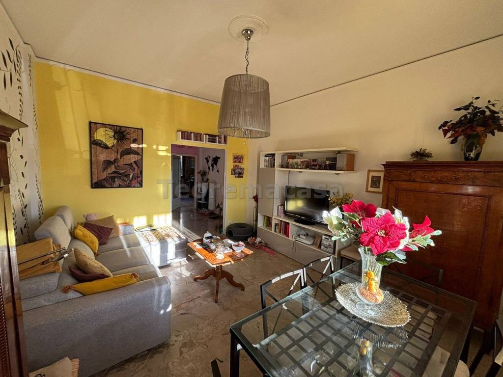 appartamento in vendita a Firenze in zona Campo di Marte