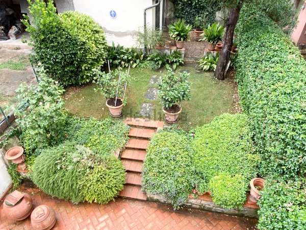 esavano in vendita a Firenze in zona San Gaggio