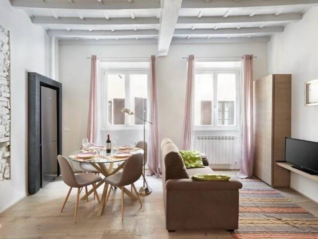 appartamento in vendita a Firenze in zona Centro Santa Croce