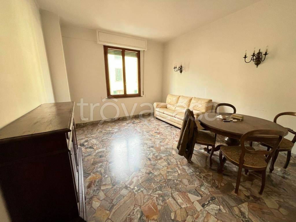 appartamento in vendita a Firenze in zona Statuto