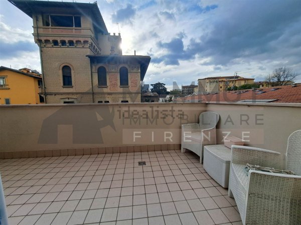 appartamento in vendita a Firenze in zona Centro Santa Croce