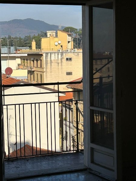 appartamento in vendita a Firenze in zona Statuto
