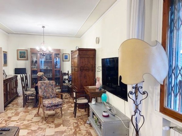 appartamento in vendita a Firenze in zona Soffiano