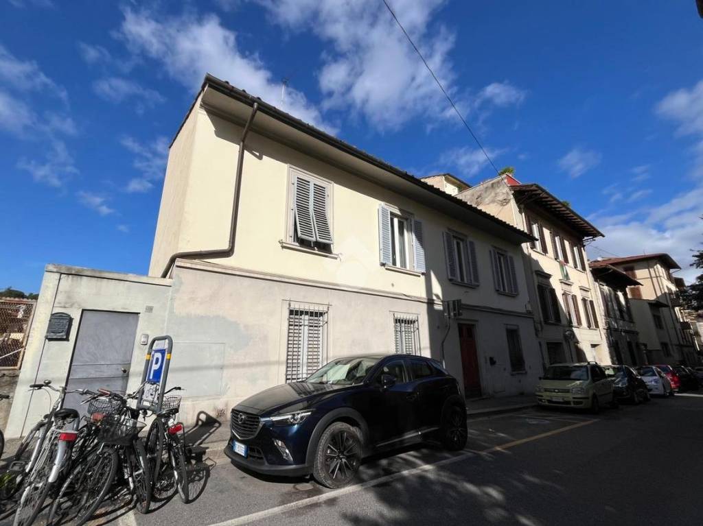 appartamento in vendita a Firenze in zona Le Cure
