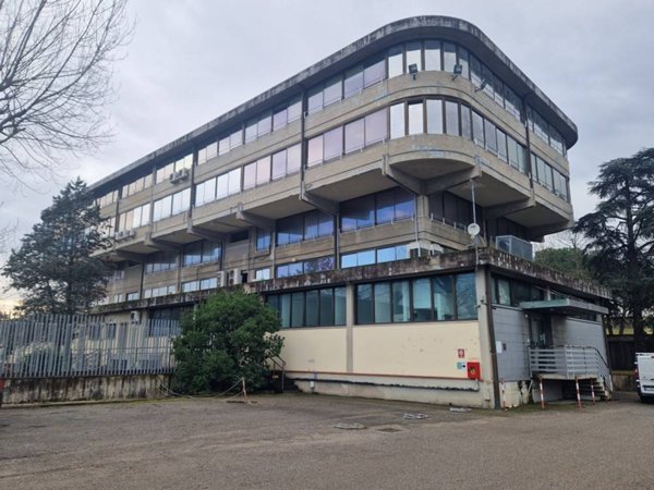 intera palazzina in vendita a Firenze