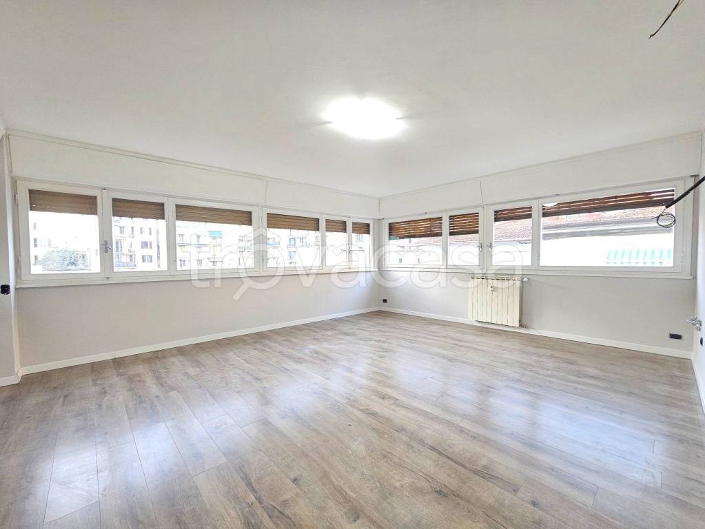 appartamento in vendita a Firenze in zona Coverciano