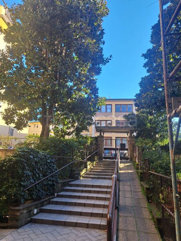 appartamento in vendita a Firenze in zona Campo di Marte