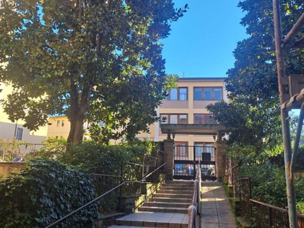 appartamento in vendita a Firenze in zona Campo di Marte