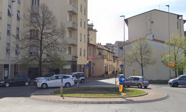 locale di sgombero in vendita a Firenze in zona Rifredi