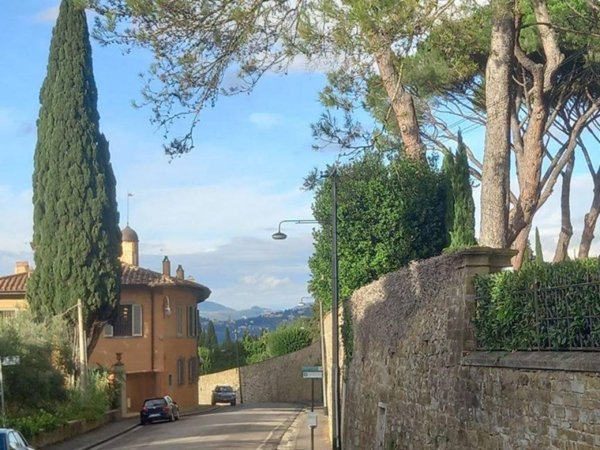 casa indipendente in vendita a Firenze in zona Porta Romana