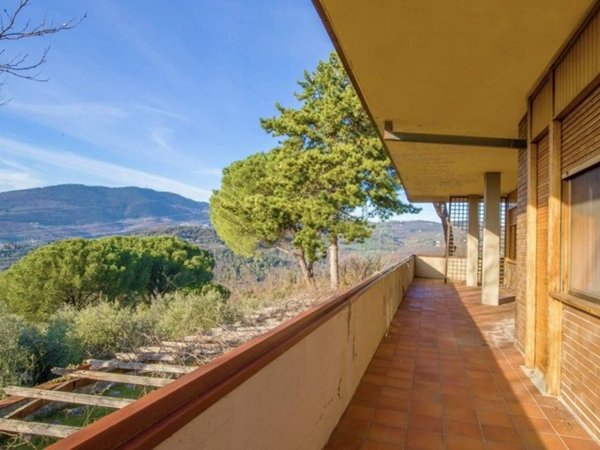 casa indipendente in vendita a Firenze in zona Le Cure