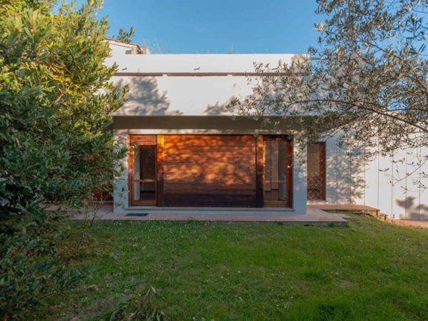 casa indipendente in vendita a Firenze in zona Settignano