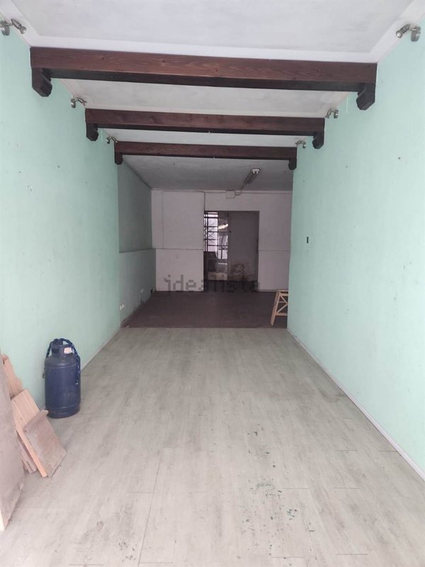 locale commerciale in vendita a Firenze in zona Centro Santa Croce