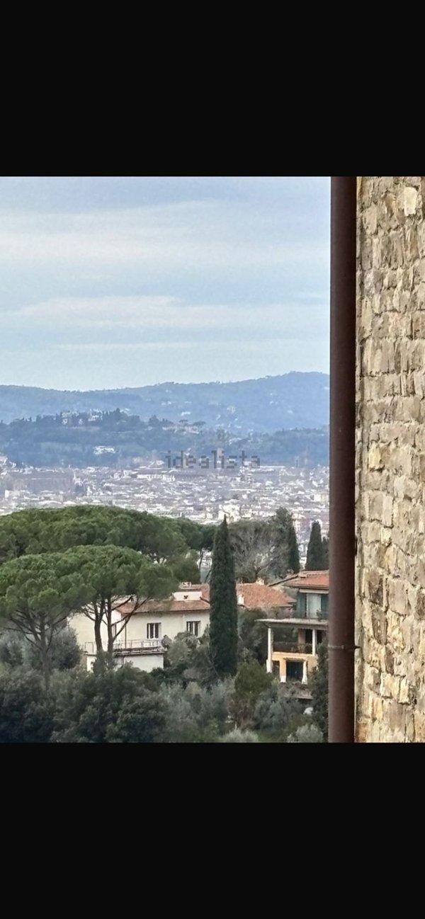 appartamento in vendita a Firenze in zona Settignano