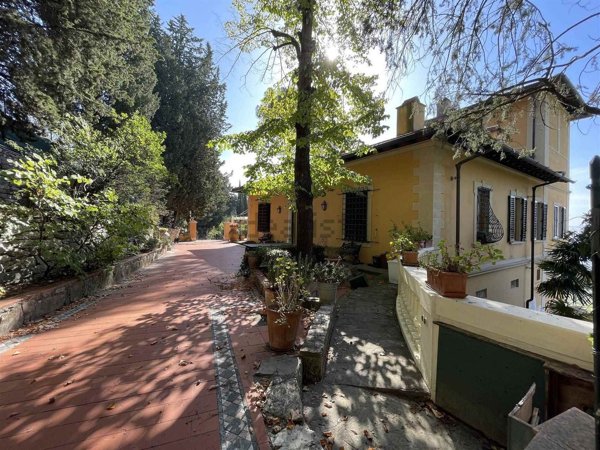casa indipendente in vendita a Firenze in zona Careggi