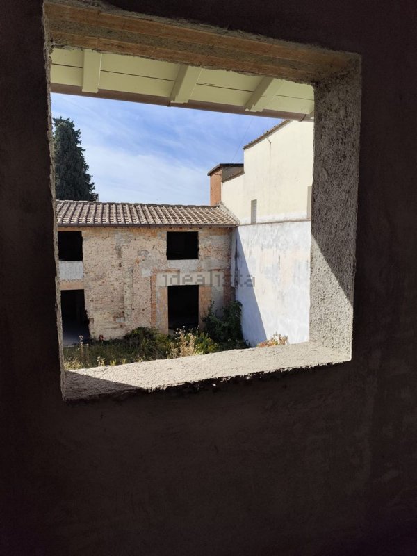 casa indipendente in vendita a Firenze in zona Brozzi