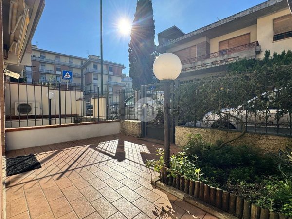 appartamento in vendita a Firenze in zona Legnaia