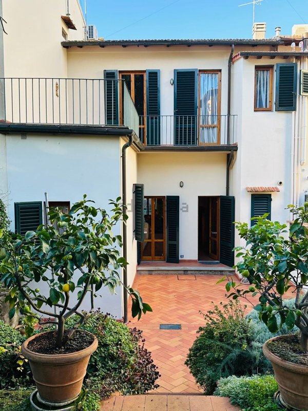 casa indipendente in vendita a Firenze in zona San Gaggio