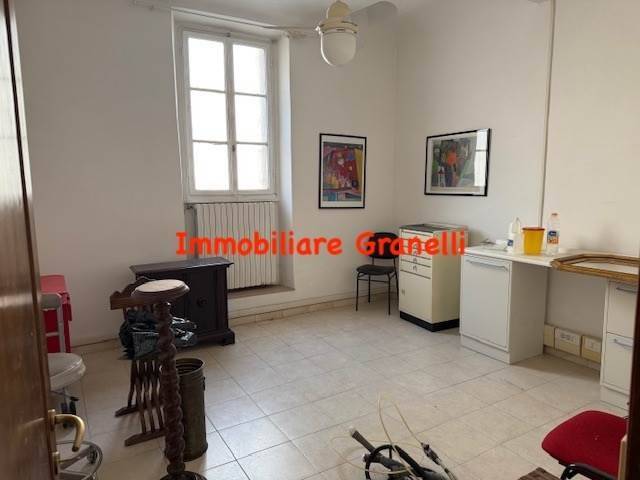 ufficio in vendita a Firenze in zona Campo di Marte