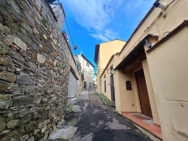 appartamento in vendita a Firenze in zona Settignano