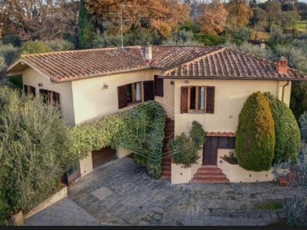 casa indipendente in vendita a Firenze in zona Legnaia