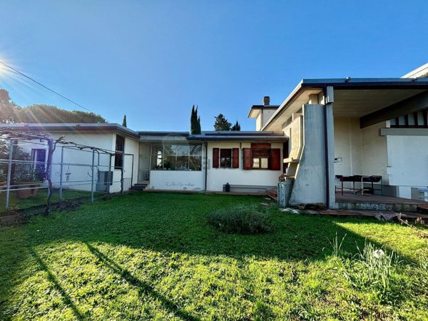 casa indipendente in vendita a Firenze in zona Ponte a Ema