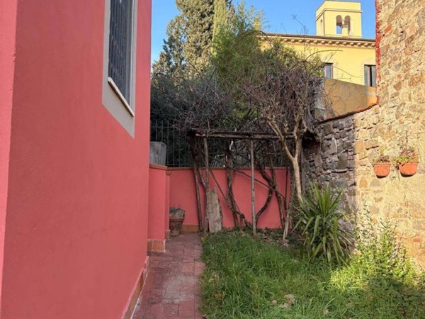 appartamento in vendita a Firenze in zona Galluzzo