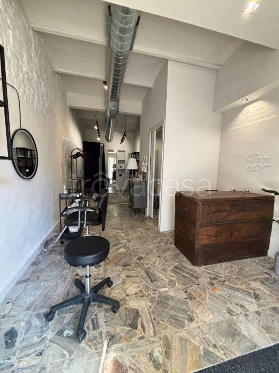negozio in vendita a Firenze in zona Statuto
