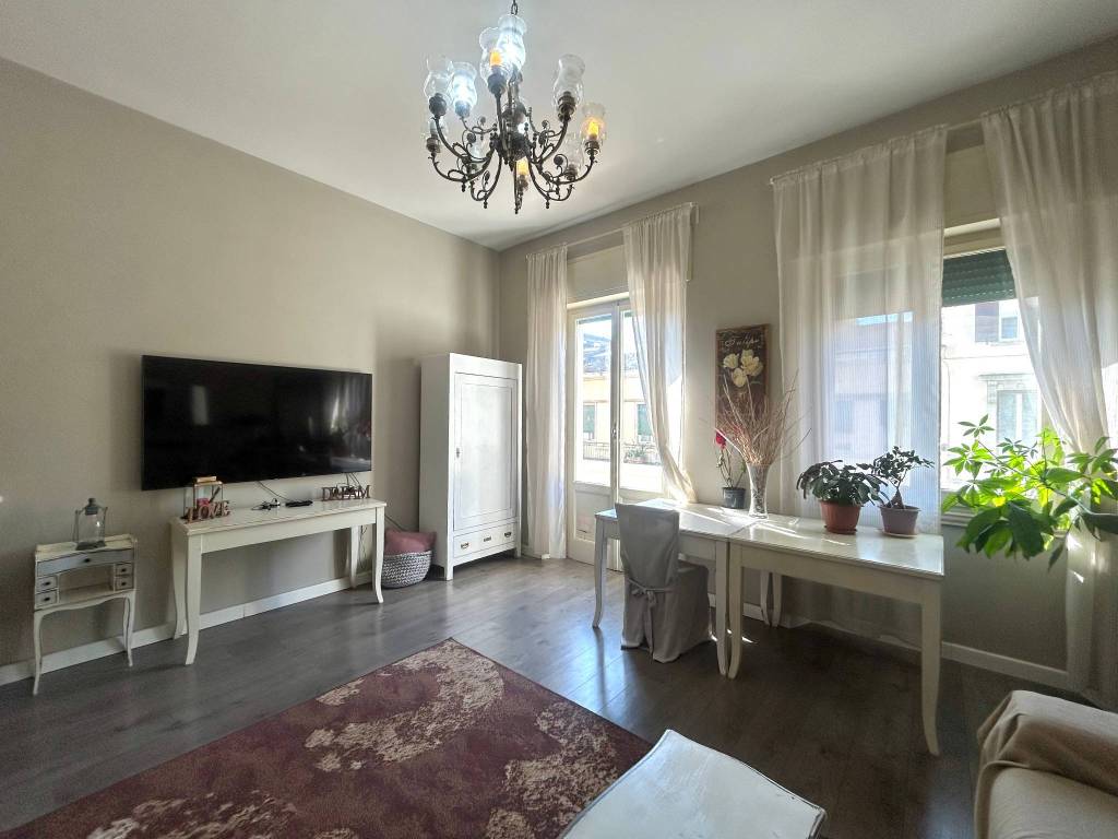 appartamento in vendita a Firenze in zona Campo di Marte