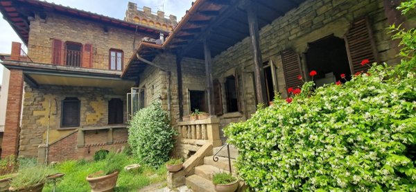 casa indipendente in vendita a Firenze in zona Careggi